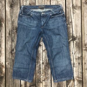 Banana Republic knee length shorts size 6